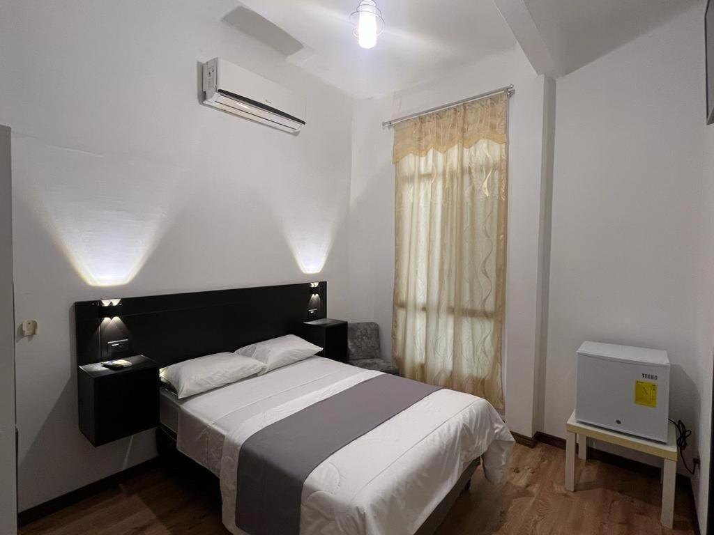 Hotel Perla Central 瓜亚基尔 外观 照片