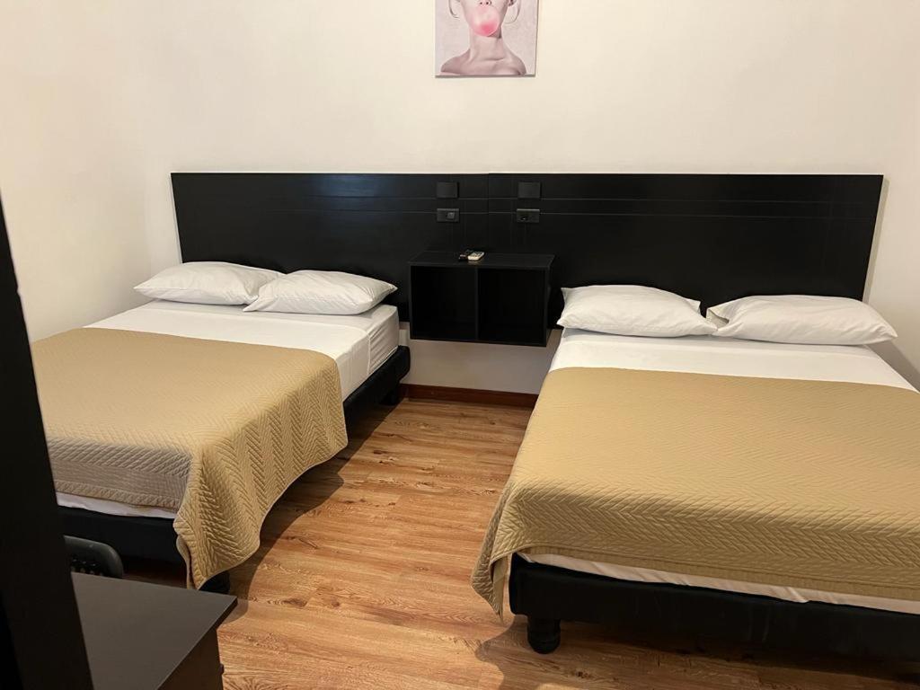 Hotel Perla Central 瓜亚基尔 外观 照片